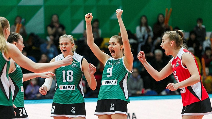 Волейболистки "Уралочки-НТМК" вышли в полуфинал Суперлиги