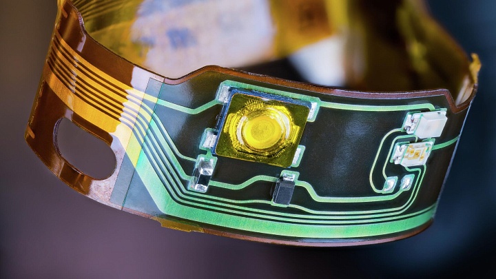 Российские ученые создали новый материал для гибкой электроники