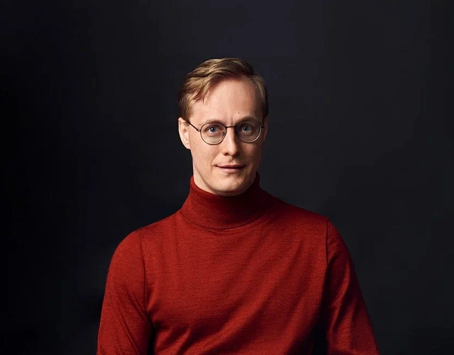 Сервис «Мани-фест»: 1,8 млрд рублей без кредитов  