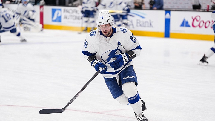 Кучерова признали первой звездой дня в НХЛ